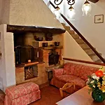 Borgo Il Poggiaccio Residenza Turistico Alberghiera Landhaus