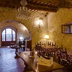 Borgo Il Poggiaccio Residenza Turistico Alberghiera Sovicille