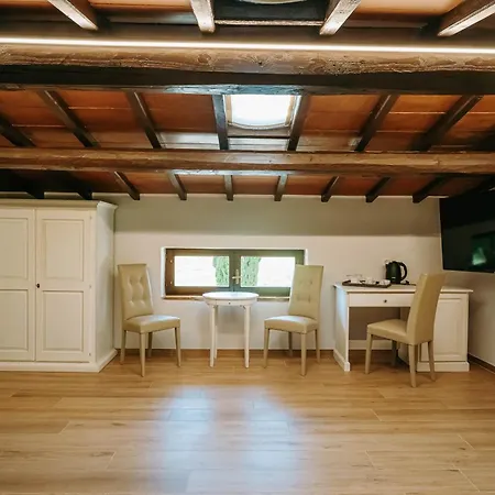 Borgo Il Poggiaccio Residenza D'epoca Country house Sovicille