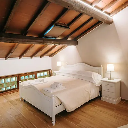 Borgo Il Poggiaccio Residenza D'epoca Country house