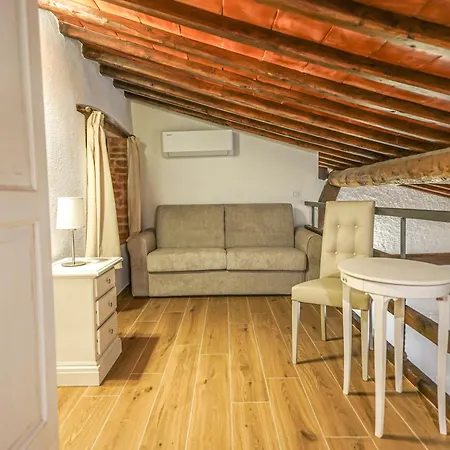 Borgo Il Poggiaccio Residenza D'epoca Country house